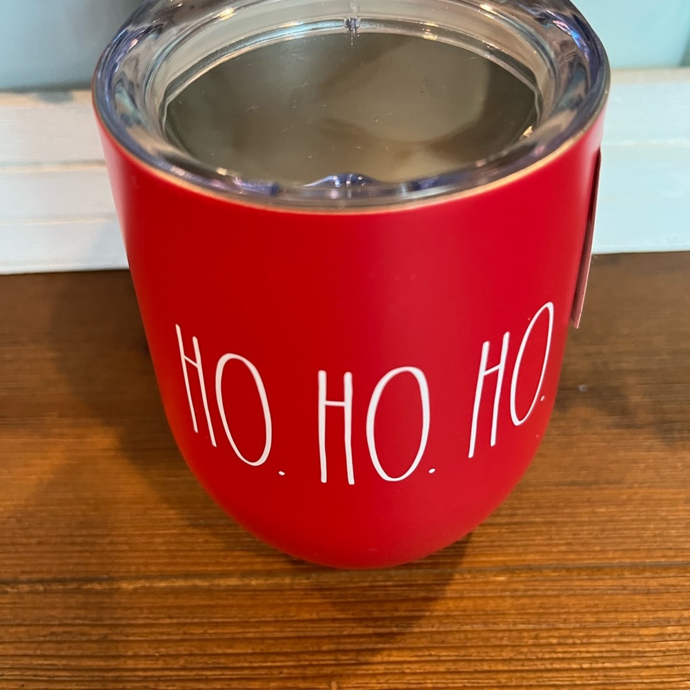 NWT Rae Dunn Red Holiday 12 ounce Wine Tumbler with lid. Ho Ho Ho Design